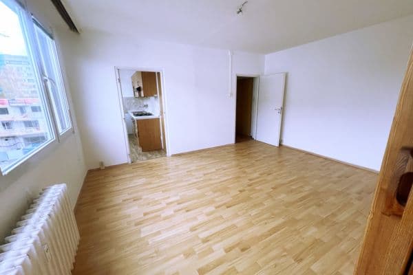 Prodej bytu 3+1 55 m², Bohušovická, Praha Prodej bytu 3+1 55 m², Bohušovická, Praha