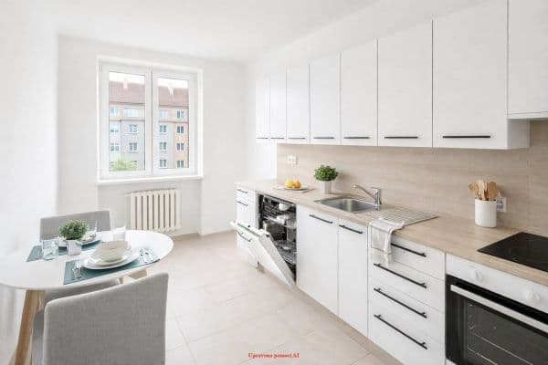 Pronájem bytu 1+kk 37 m², Hlavní třída, Havířov, Moravskoslezský kraj Pronájem bytu 1+kk 37 m², Hlavní třída, Havířov, Moravskoslezský kraj