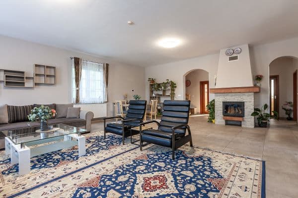 Prodej domu 220 m², pozemek 778 m², V Porostlým, Prodej domu 220 m², pozemek 778 m², V Porostlým,