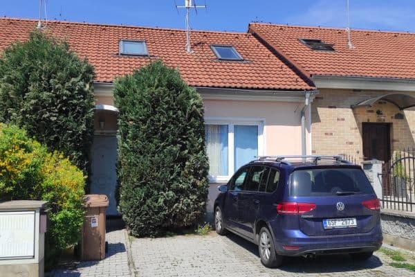 Prodej domu 96 m², pozemek 470 m², U Háječku, Nučice Prodej domu 96 m², pozemek 470 m², U Háječku, Nučice