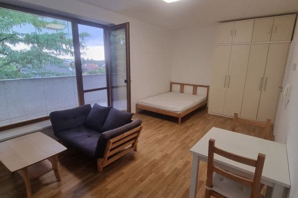 Pronájem bytu 1+kk 35 m², Habrová, Měšice Pronájem bytu 1+kk 35 m², Habrová, Měšice