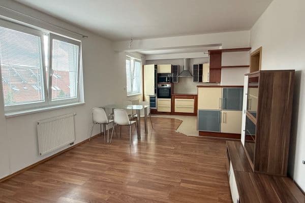 Pronájem bytu 3+kk 82 m², Formánkova, Tišnov Pronájem bytu 3+kk 82 m², Formánkova, Tišnov