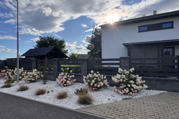 Prodej domu 117 m², pozemek 948 m², Mezi Alejemi, Mnichovo Hradiště Prodej domu 117 m², pozemek 948 m², Mezi Alejemi, Mnichovo Hradiště