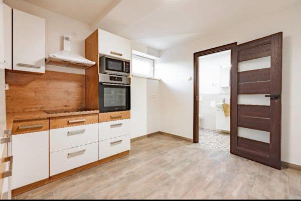Prodej bytu 2+1 64 m², Družstevní, Chýně Prodej bytu 2+1 64 m², Družstevní, Chýně