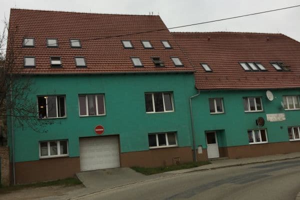 Pronájem bytu 1+kk 20 m², 1. května, Rosice, Jihomoravský kraj Pronájem bytu 1+kk 20 m², 1. května, Rosice, Jihomoravský kraj