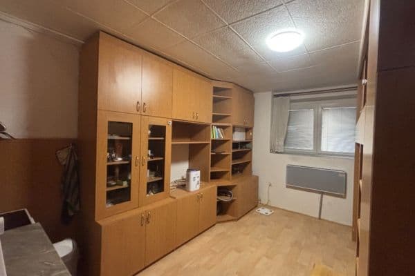 Pronájem bytu 1+kk 25 m², U Jezerky, Hlavní město Praha Pronájem bytu 1+kk 25 m², U Jezerky, Hlavní město Praha