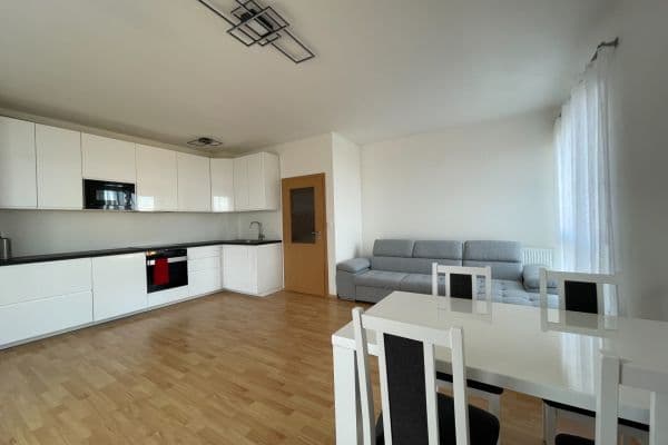 Pronájem bytu 2+kk 62 m², Cedrová, Jesenice Pronájem bytu 2+kk 62 m², Cedrová, Jesenice