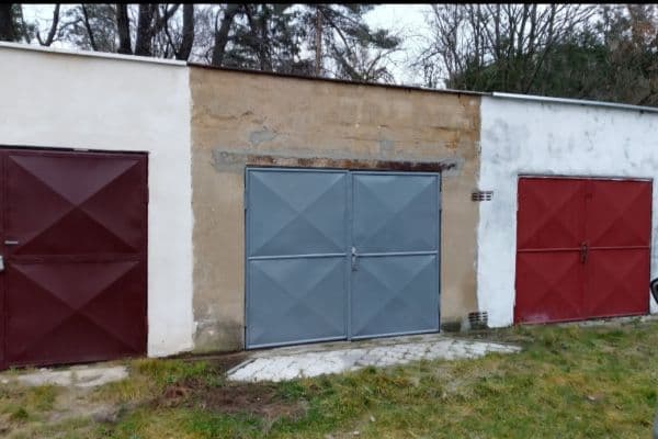 Pronájem garáže 21 m², Buštěhrad Pronájem garáže 21 m², Buštěhrad