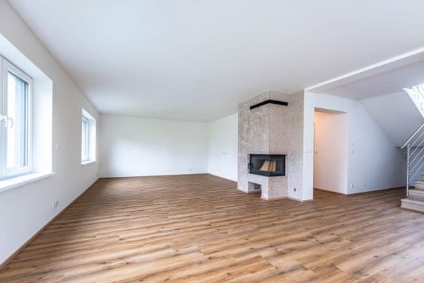Prodej domu 248 m², pozemek 1.542 m², Osluchov Prodej domu 248 m², pozemek 1.542 m², Osluchov