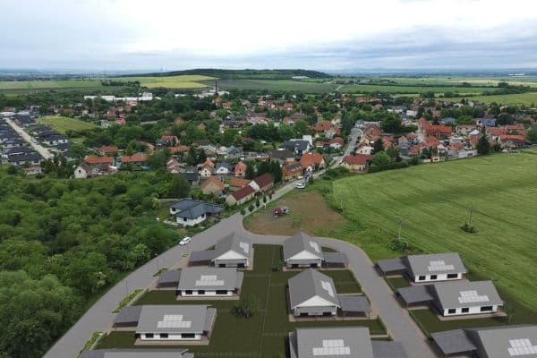 Prodej pozemku 9.610 m², Hlavní, Úžice Prodej pozemku 9.610 m², Hlavní, Úžice