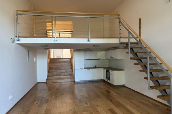 Pronájem bytu 2+kk 85 m², U Sladovny, Hlavní město Praha Pronájem bytu 2+kk 85 m², U Sladovny, Hlavní město Praha