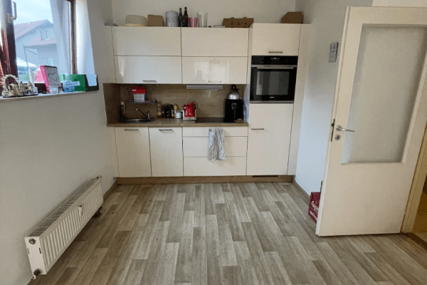 Pronájem bytu 2+kk 45 m², Zimní, Hostivice Pronájem bytu 2+kk 45 m², Zimní, Hostivice