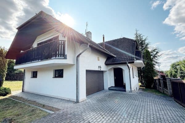 Pronájem domu 130 m², pozemek 1.000 m², Ve Višničkách, Pronájem domu 130 m², pozemek 1.000 m², Ve Višničkách,