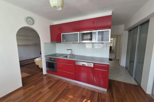 Pronájem bytu 3+1 70 m², V Horkách, Pečky Pronájem bytu 3+1 70 m², V Horkách, Pečky