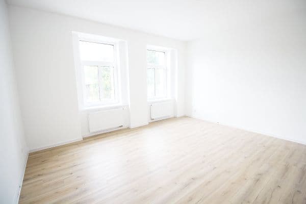 Pronájem bytu 1+1 33 m², Pod Borkem,  Pronájem bytu 1+1 33 m², Pod Borkem,