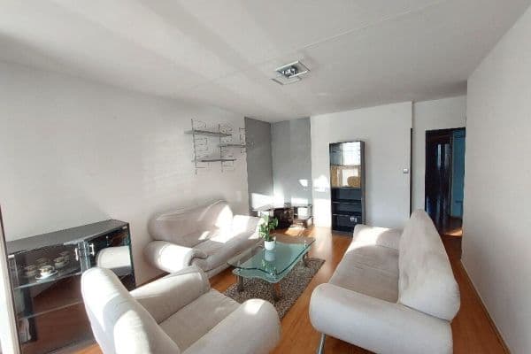 Prodej bytu 3+1 83 m², Nechvílova, Praha Prodej bytu 3+1 83 m², Nechvílova, Praha