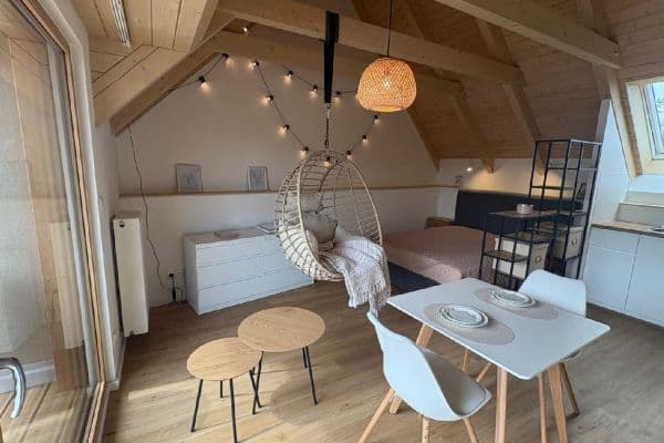 Pronájem bytu 1+kk 31 m², Národních hrdinů, Praha Pronájem bytu 1+kk 31 m², Národních hrdinů, Praha