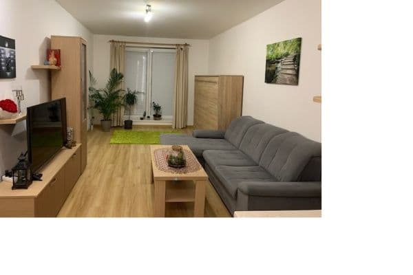 Pronájem bytu 1+1 44 m², Na križovatkách, Bratislava Pronájem bytu 1+1 44 m², Na križovatkách, Bratislava
