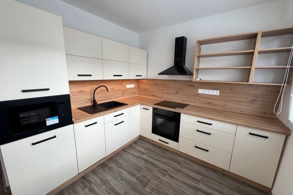 Pronájem bytu 2+kk 41 m², Nová Pražská, Benešov Pronájem bytu 2+kk 41 m², Nová Pražská, Benešov