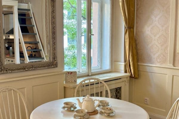 Pronájem bytu 1+kk 35 m², Pernerova, Praha Pronájem bytu 1+kk 35 m², Pernerova, Praha