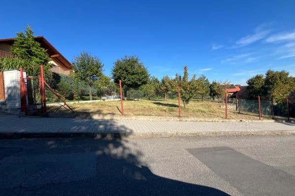 Prodej pozemku 300 m², Na Městečku, Štěkeň Prodej pozemku 300 m², Na Městečku, Štěkeň