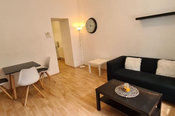 Pronájem bytu 2+kk 48 m², Pod Pramenem, Hlavní město Praha Pronájem bytu 2+kk 48 m², Pod Pramenem, Hlavní město Praha