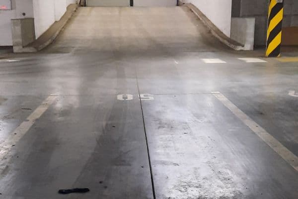 Pronájem garáže 10 m², Pod Bohdalcem I, Praha Pronájem garáže 10 m², Pod Bohdalcem I, Praha