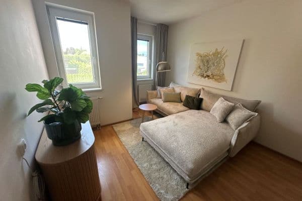 Pronájem bytu 3+kk 76 m², Dalmatská, Úvaly Pronájem bytu 3+kk 76 m², Dalmatská, Úvaly