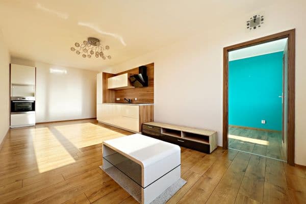 Pronájem bytu 4+kk 71 m², Na růžovém poli, Kladno Pronájem bytu 4+kk 71 m², Na růžovém poli, Kladno