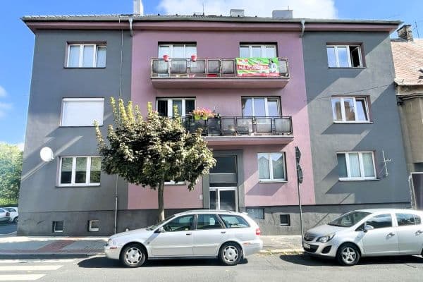 Pronájem bytu 3+kk 70 m², Čechova, Chomutov Pronájem bytu 3+kk 70 m², Čechova, Chomutov