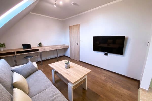 Prodej bytu 2+kk 55 m², K Parku, Nupaky Prodej bytu 2+kk 55 m², K Parku, Nupaky