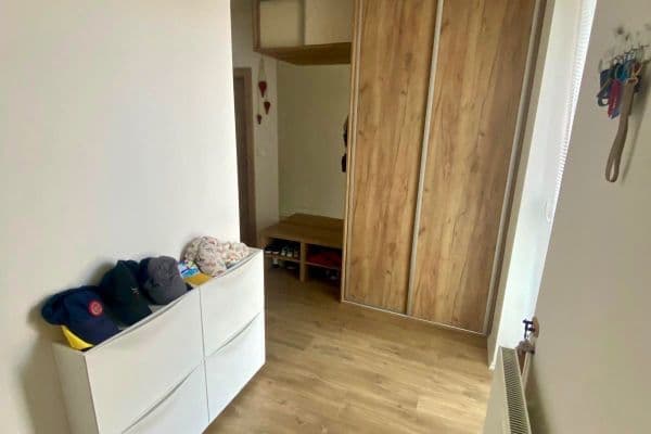 Prodej bytu 2+1 68 m², Pod Dráhami, Zvolen Prodej bytu 2+1 68 m², Pod Dráhami, Zvolen