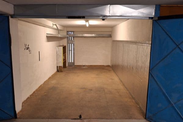 Prodej garáže 18 m², Pavrovského, Praha Prodej garáže 18 m², Pavrovského, Praha