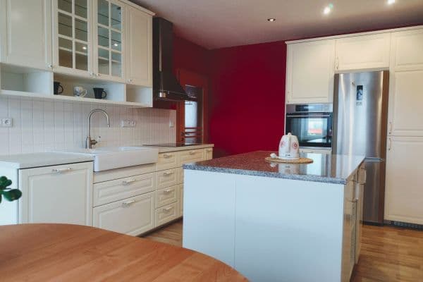 Prodej bytu 3+1 77 m², U Větrolamu, Broumov Prodej bytu 3+1 77 m², U Větrolamu, Broumov
