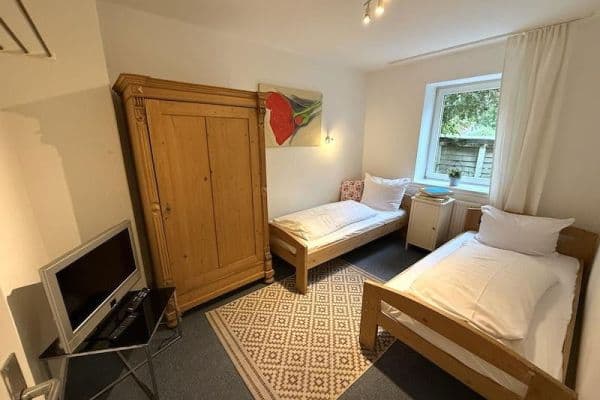 Pronájem bytu 2+1 32 m², Hannover Pronájem bytu 2+1 32 m², Hannover