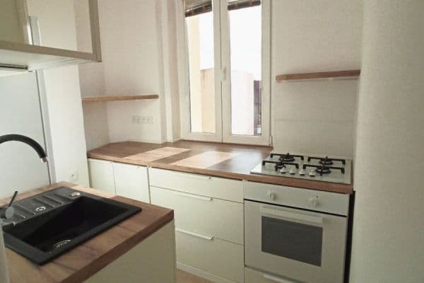 Pronájem bytu 1+kk 28 m², Cajthamlova, Teplice Pronájem bytu 1+kk 28 m², Cajthamlova, Teplice