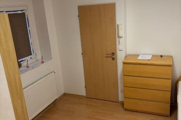 Pronájem bytu 1+kk 21 m², Rohová, Hlavní město Praha Pronájem bytu 1+kk 21 m², Rohová, Hlavní město Praha