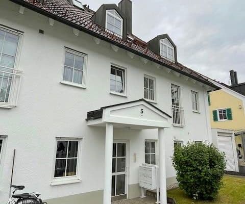 Pronájem bytu 3+1 75 m², München - Aubing, Bavorsko Pronájem bytu 3+1 75 m², München - Aubing, Bavorsko