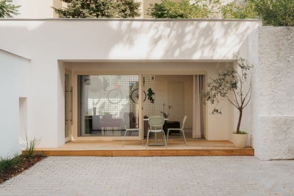 Pronájem bytu 80 m², Sevastopolská, Praha Pronájem bytu 80 m², Sevastopolská, Praha