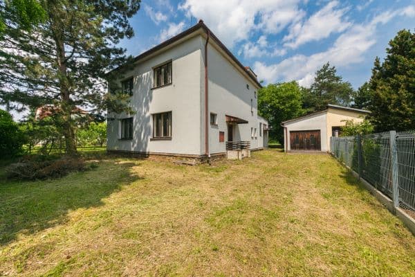 Prodej domu 400 m², pozemek 1.359 m², Na Korunce,  Prodej domu 400 m², pozemek 1.359 m², Na Korunce,