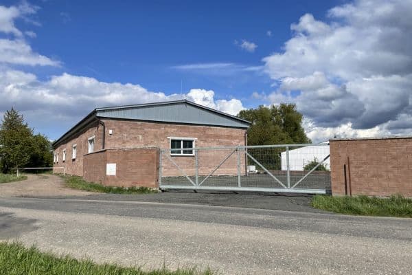 Pronájem nebytového prostoru 308 m², Starý Bydžov Pronájem nebytového prostoru 308 m², Starý Bydžov