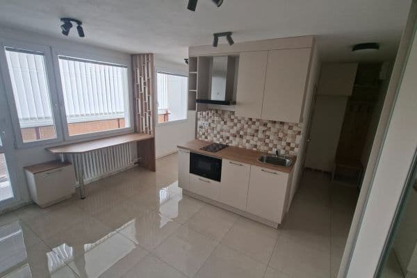 Pronájem bytu 1+kk 34 m², Čs. armády, Kladno Pronájem bytu 1+kk 34 m², Čs. armády, Kladno