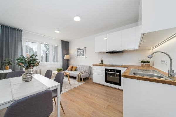 Prodej bytu 3+kk 55 m², Jasmínová, Hlavní město Praha Prodej bytu 3+kk 55 m², Jasmínová, Hlavní město Praha