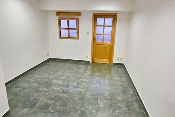 Pronájem bytu 1+kk 25 m², Heranova, Praha Pronájem bytu 1+kk 25 m², Heranova, Praha
