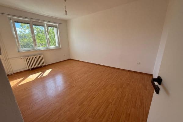 Prodej bytu 2+1 53 m², Africká, Praha Prodej bytu 2+1 53 m², Africká, Praha