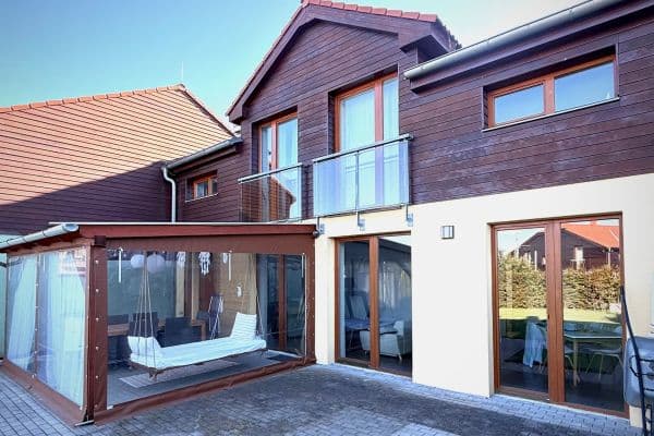 Prodej domu 182 m², pozemek 424 m², Kruhová, Nupaky Prodej domu 182 m², pozemek 424 m², Kruhová, Nupaky
