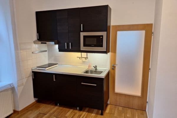 Pronájem bytu 2+kk 48 m², Zachova, Brno Pronájem bytu 2+kk 48 m², Zachova, Brno