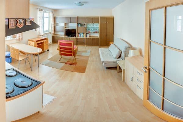 Pronájem bytu Garsoniéra 35 m², Nad Šutkou, Praha Pronájem bytu Garsoniéra 35 m², Nad Šutkou, Praha