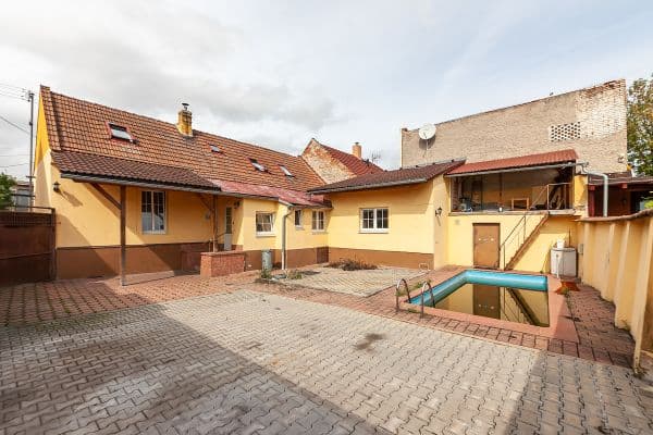 Prodej domu 200 m², pozemek 298 m², Kladenská,  Prodej domu 200 m², pozemek 298 m², Kladenská,