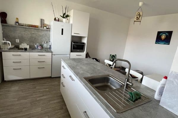 Pronájem bytu 3+kk 72 m², Masarykovo nám., Hustopeče Pronájem bytu 3+kk 72 m², Masarykovo nám., Hustopeče